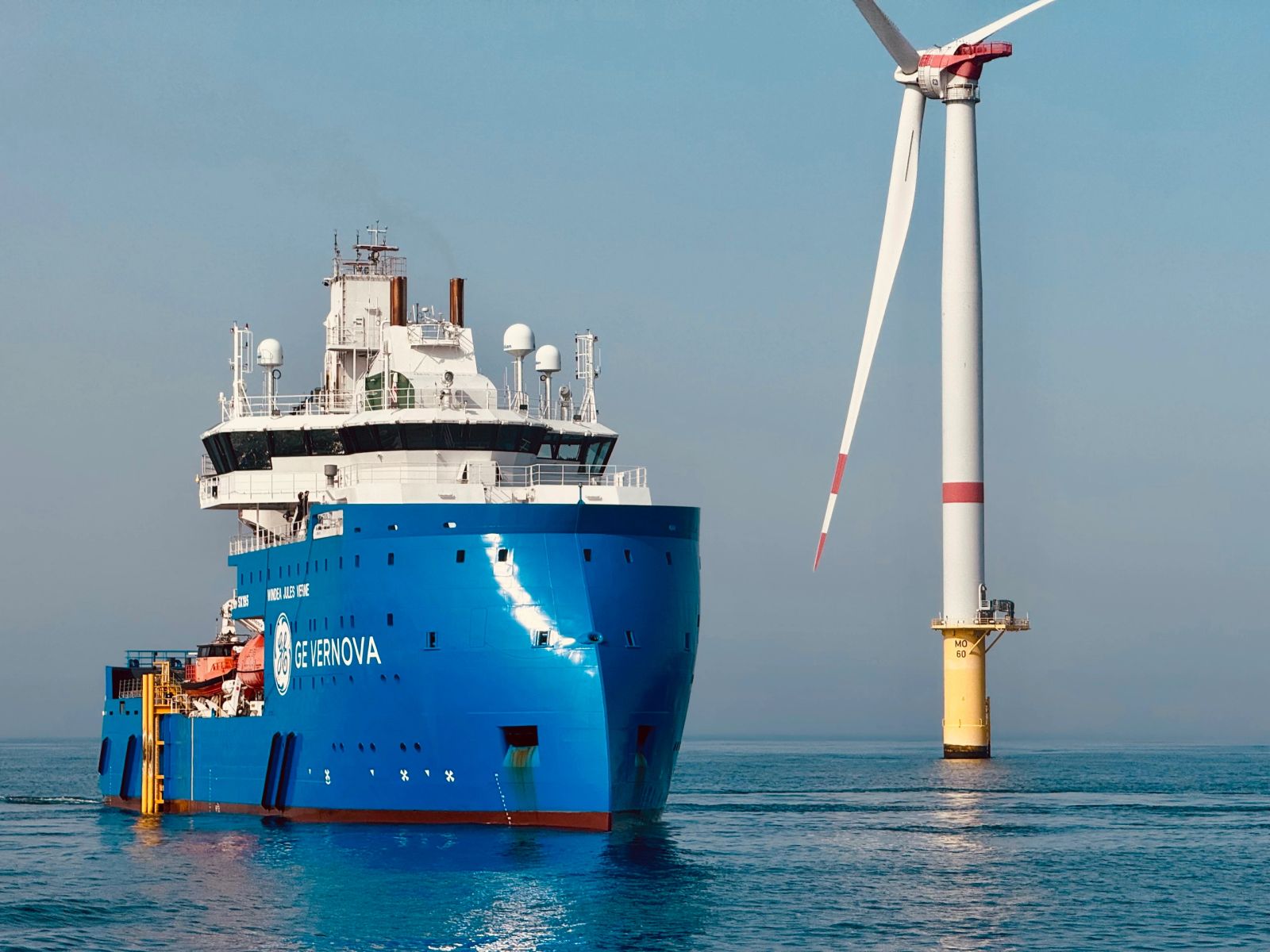 Service operation vessel stationed beside an offshore wind turbine